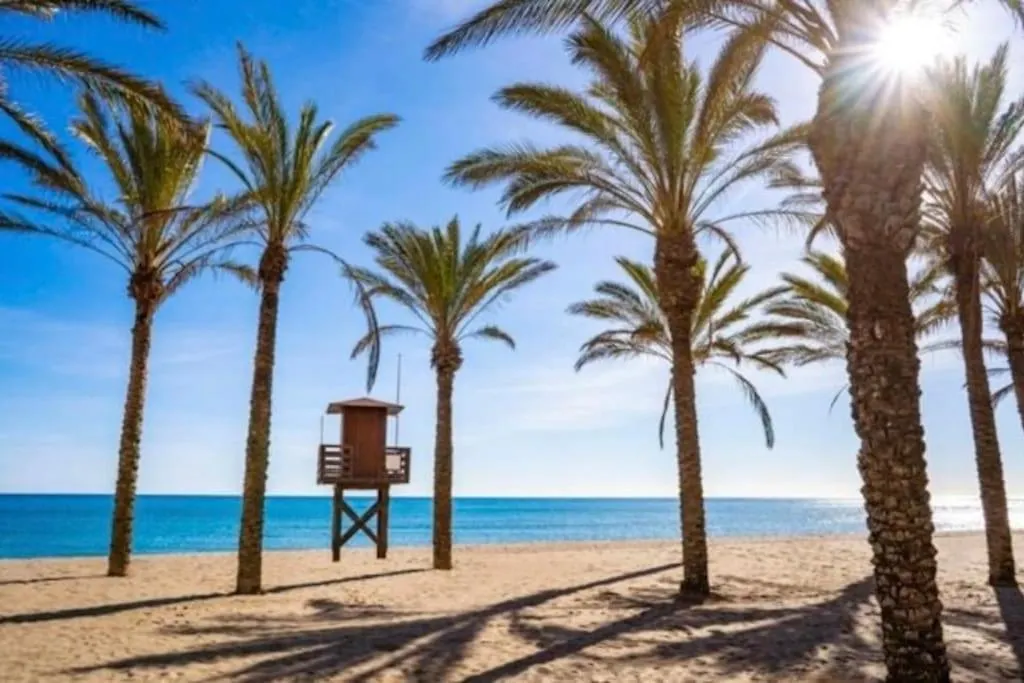 Apartmán Bonito Estudio Carihuela Con Terraza, Wifi, Playa A 150 Metros Torremolinos